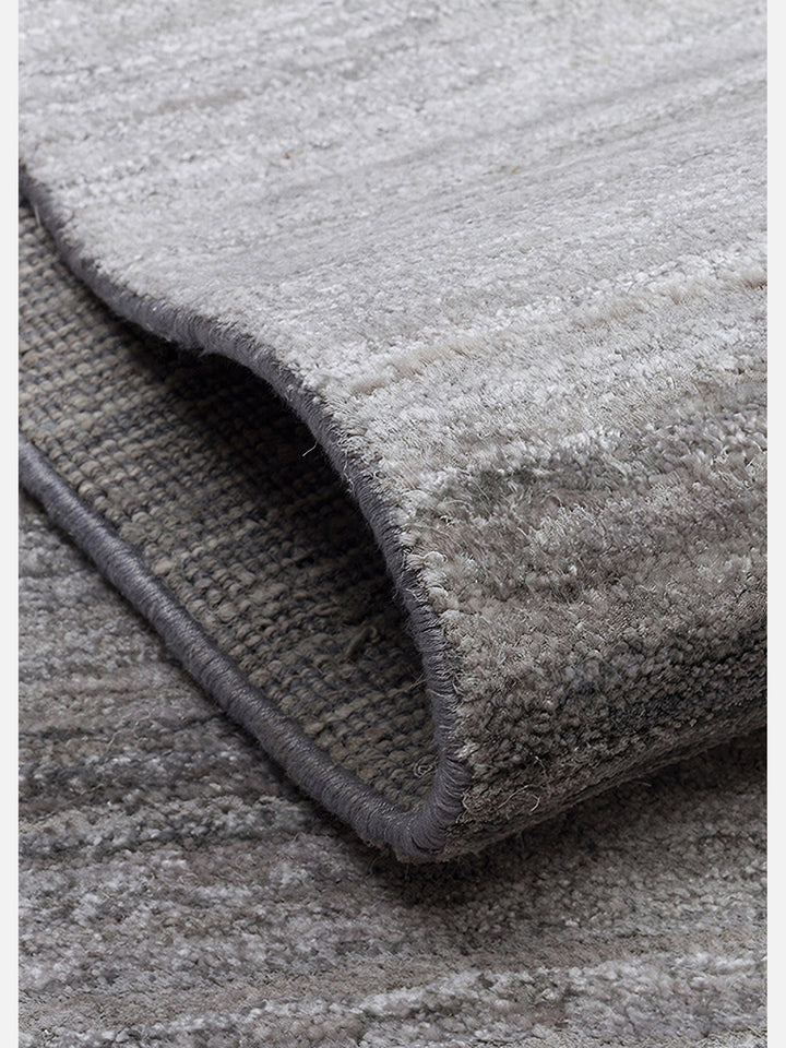 Amore Plus muz ipeği viskon el dokuma halı - Gri