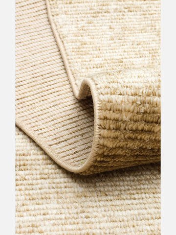 Brasilia El Emeğiyle Üretilen Modern Sade Şık TENCEL™ Özel Kara Tezgah Halısı PLAIN GREEN - Carpetdocia