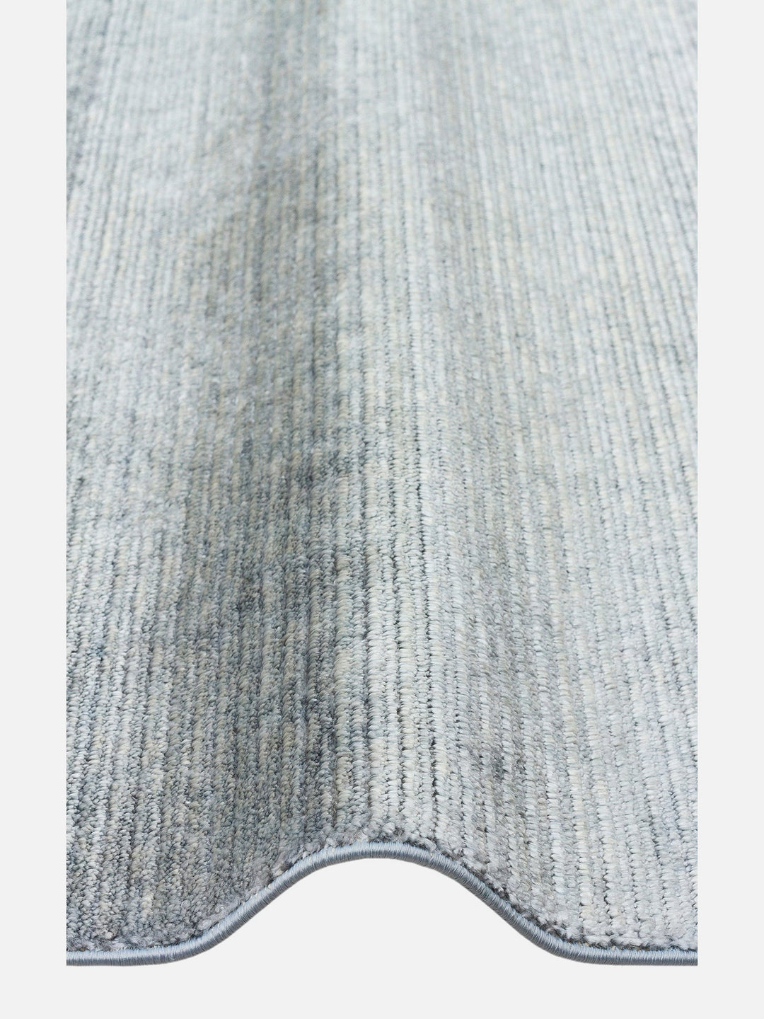Brasilia El Emeğiyle Üretilen Modern Sade Şık TENCEL™ Özel Kara Tezgah Halısı PLAIN SKY BLUE - Carpetdocia