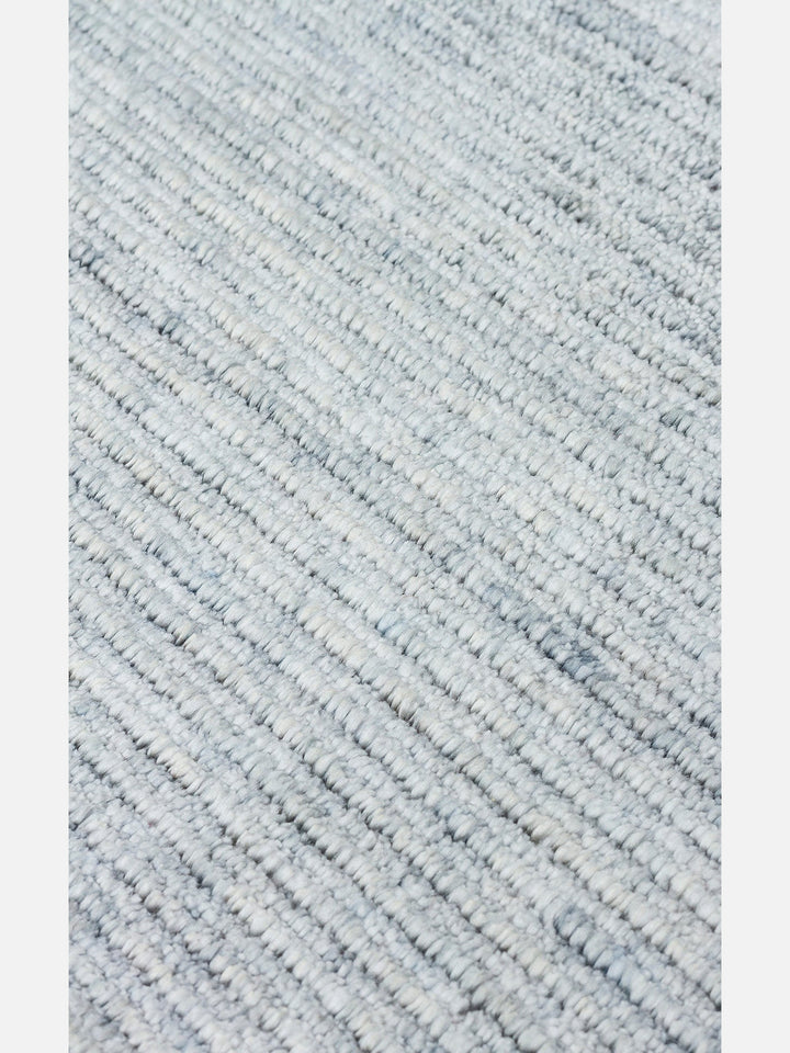 Brasilia El Emeğiyle Üretilen Modern Sade Şık TENCEL™ Özel Kara Tezgah Halısı PLAIN SKY BLUE - Carpetdocia