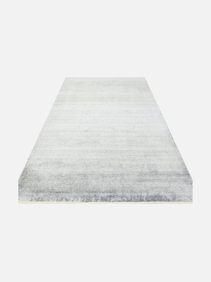 Brasilia El Emeğiyle Üretilen Modern Sade Şık TENCEL™ Özel Kara Tezgah Halısı PLAIN SKY BLUE - Carpetdocia