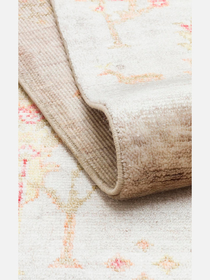 Oushak Carnaval 100% Natural Easy-to-Clean Handcrafted TENCEL™ Modern Usak Rug 08 BEIGE AUTUMN