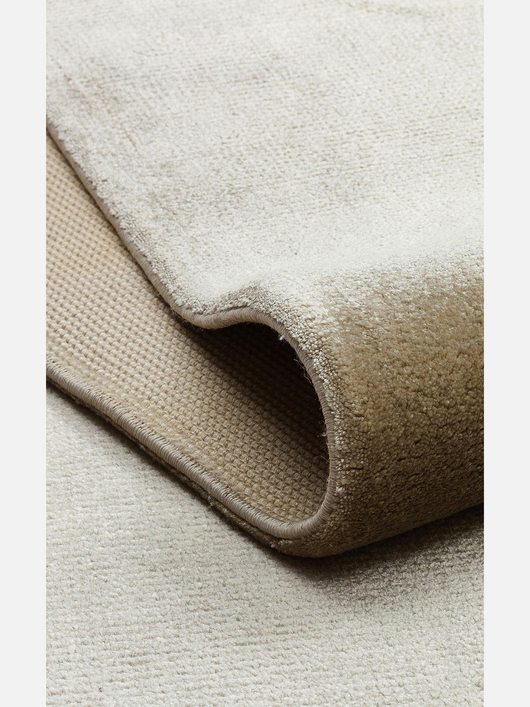 Oushak Plain %100 Naturel Düz Renk El Emeğiyle Özel Tezgahlarda Üretilen Viskon Uşak Halısı PLNLAT - Carpetdocia