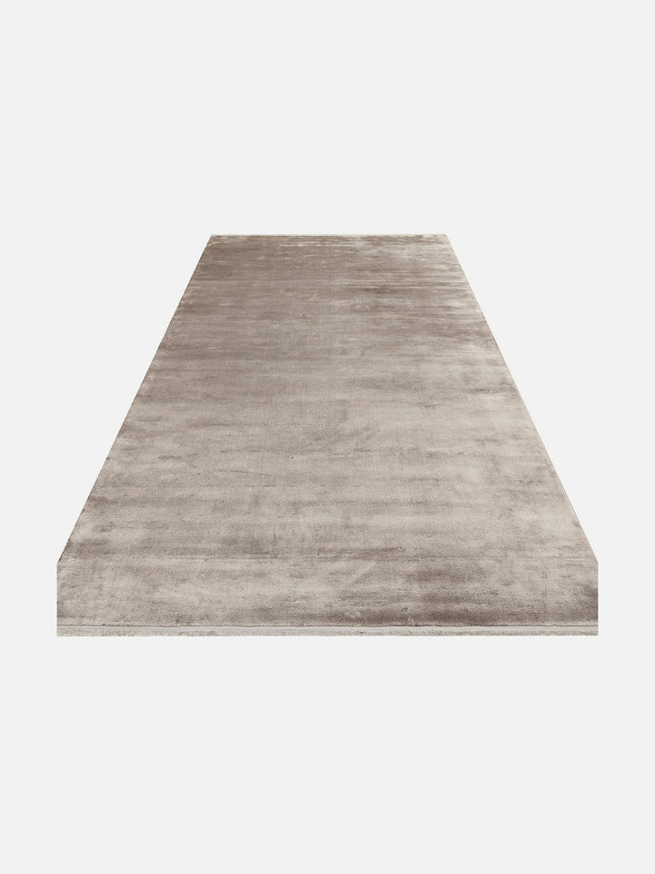 Oushak Plain %100 Naturel Düz Renk El Emeğiyle Özel Tezgahlarda Üretilen Viskon Uşak Halısı PLNSLV - Carpetdocia