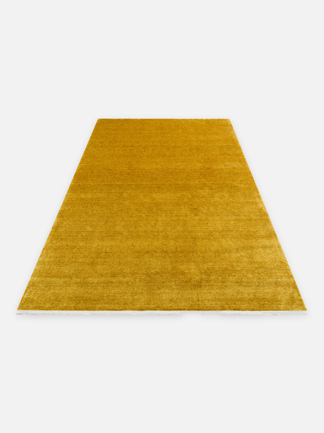 Victoria %100 TENCEL™ Lyocell El Emeği ile Üretilen Halı YELLOW SAFFRON açılı görünüm